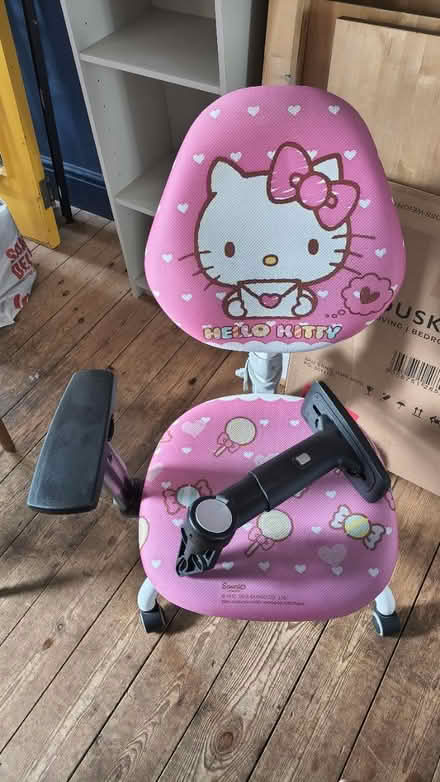 Photo of free Hello Kitty Chair - needs new bolts (lancing BN15) #2