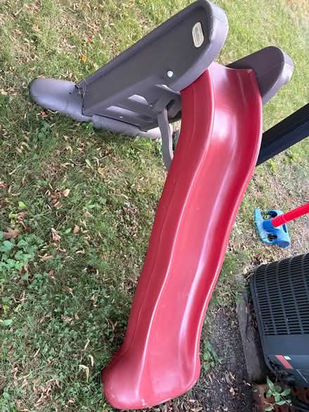 Photo of free Fair outdoor toys (75th and ogden) #1