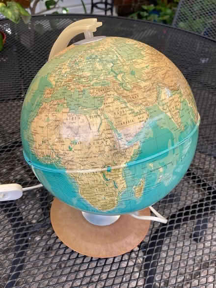 Photo of free Globe light (Cedars estate, Ch'wd end WD3 7) #2
