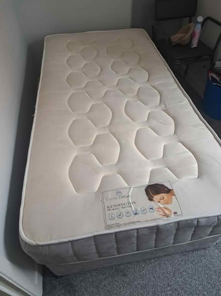 Photo of free Single bed (De126QA) #1