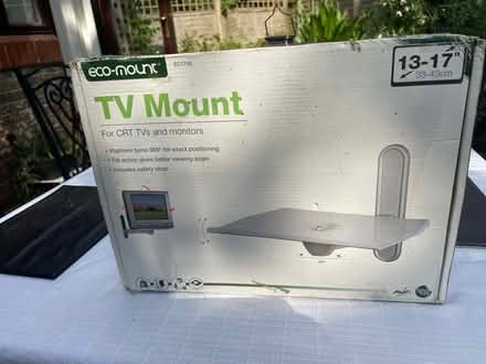 Photo of free TV wall mount (Liss Hampshire) #1