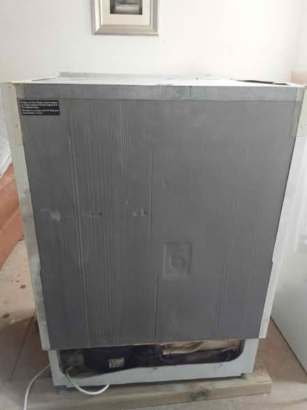 Photo of free Integrated fridge (Hawkwell SS4) #3