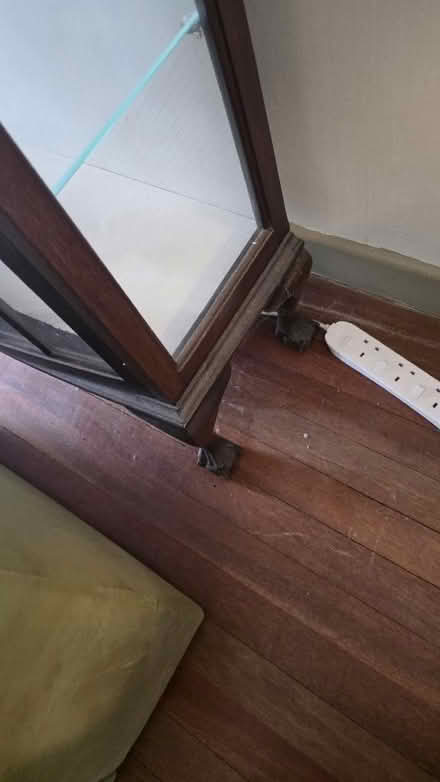 Photo of free China cabinet (Great Missenden HP16) #3