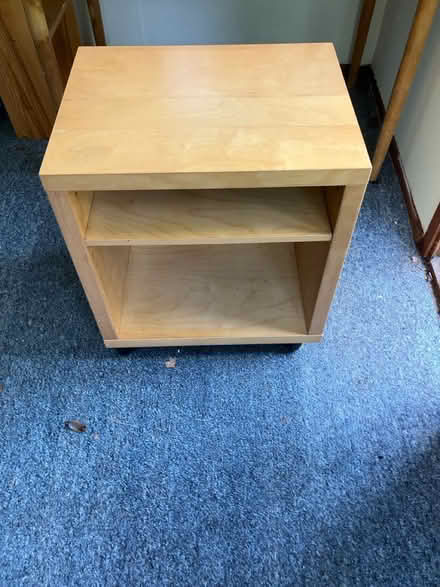 Photo of free Small tv stand (HP27 Lacey Green) #1