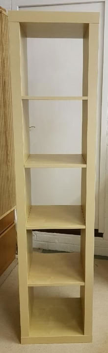 Photo of free A bookcase or display unit (Stoke Poges SL2) #1
