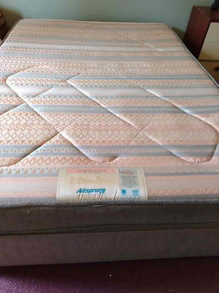 Photo of free Double Bed (BD4 Holmewood) #1