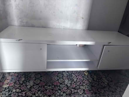 Photo of free Tv stand (B69 1eg) #1