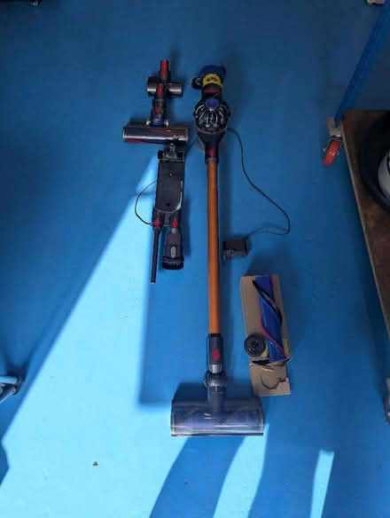 Photo of free Dyson V8 absolute (Smalley DE7) #1