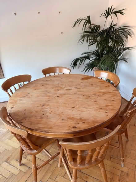Photo of free Oak table plus 6 chairs (Lee SE12) #1