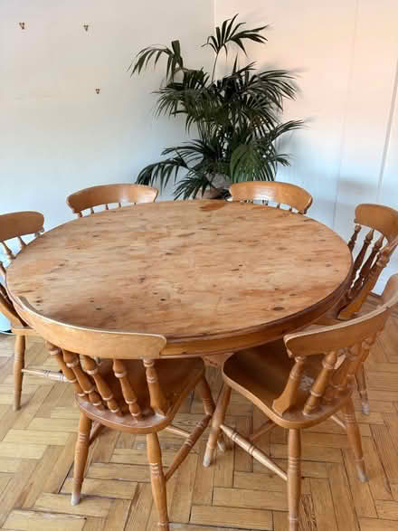 Photo of free Oak table plus 6 chairs (Lee SE12) #2