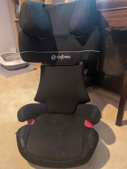 Photo of free Cybex children's car seat (Portchester PO16) #1