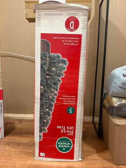 Photo of free 5ft Christmas tree (Montgomery village) #1