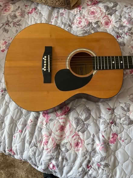 Photo of free Guitar (Worton TW3) #2