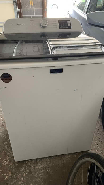 Photo of free Curb Alert – Washing Machine (Taft Avenue & S. Lorraine Rd.) #1