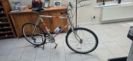 Photo of free Peugeot medium 24gear hybrid bike. (Egerton Park CH42) #2