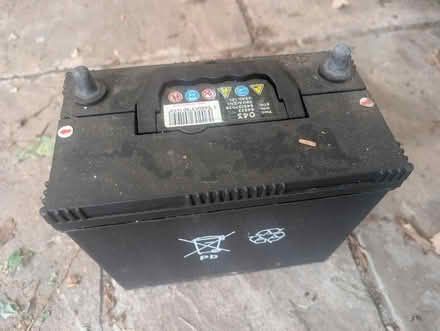 Photo of free Car battery died 12v (Horsham Roffee RH12) #1