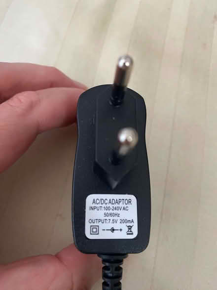 Photo of free European 2-pin plug (Cogges OX28) #2