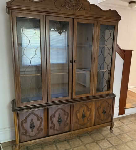 Photo of free vintage bassett china cabinet (Woodside, NY) #1