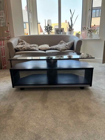 Photo of free TV stand (Clipstone LU7) #4