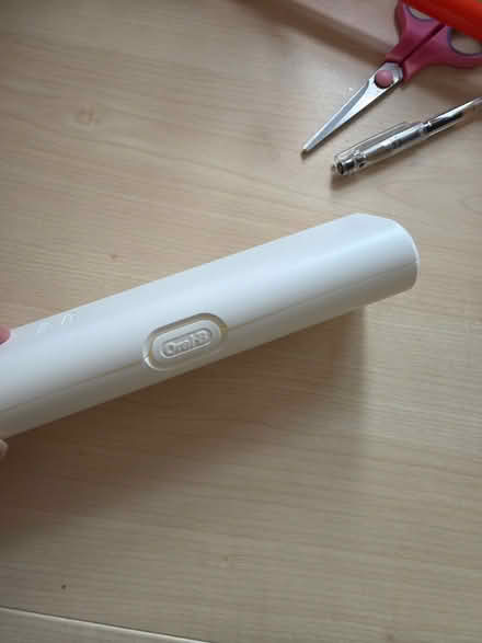 Photo of free Two electric toothbrushes with charger and one travel case (Sonning RG4) #2