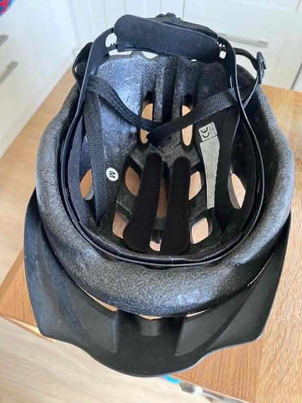 Photo of free Adult bike helmet (Sonning RG4) #2