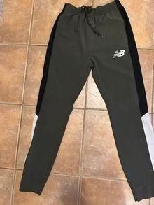 Photo of free Youth Small active pants (L5L 5P5) #1