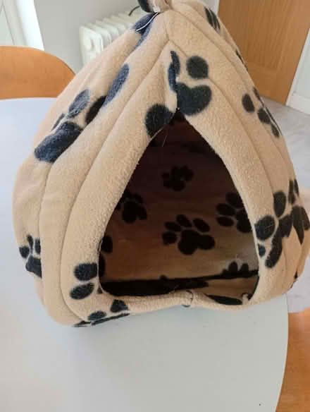 Photo of free Cat bed (Grange CH48) #1