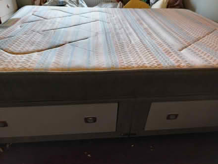 Photo of free Double Bed (BD4 Holmewood) #2