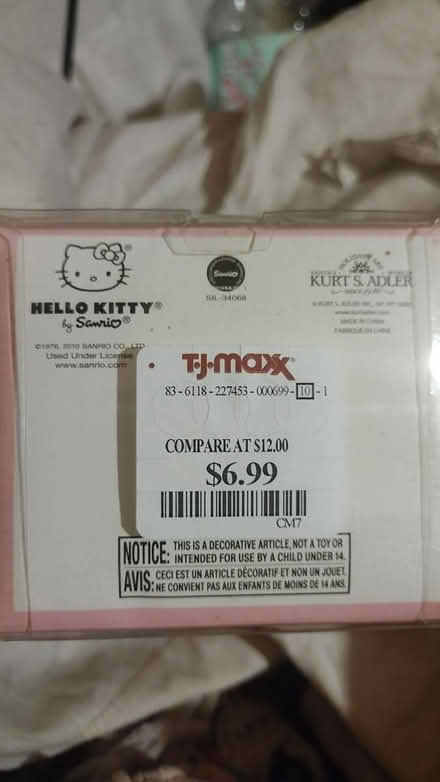 Photo of free Christmas Decorations Hello Kitty (Harlem) #3