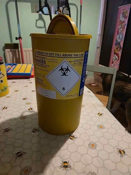 Photo of free Unused sharps bin (Nuneaton CV10) #1