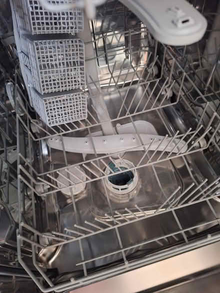 Photo of free Hotpoint slim dishwasher (Maidstone town center) #4