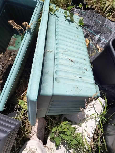 Photo of free Plant pots (LE3 area) #1