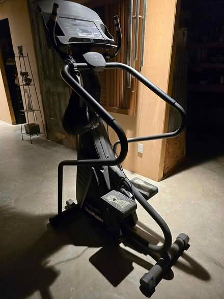 Photo of free Climber 4600 PT StairMaster (Mankato, near MSU.) #3