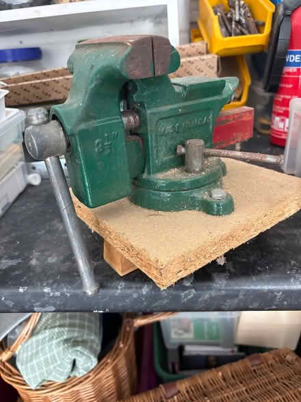 Photo of free Bench vice (Letchworth Manor Park) #1