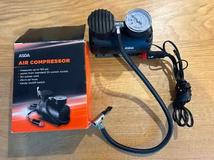 Photo of free Car tyre air compressor (SG4 Hitchin) #1