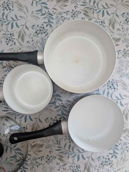 Photo of free Saucepan set (Chesterton, OX26 1) #3