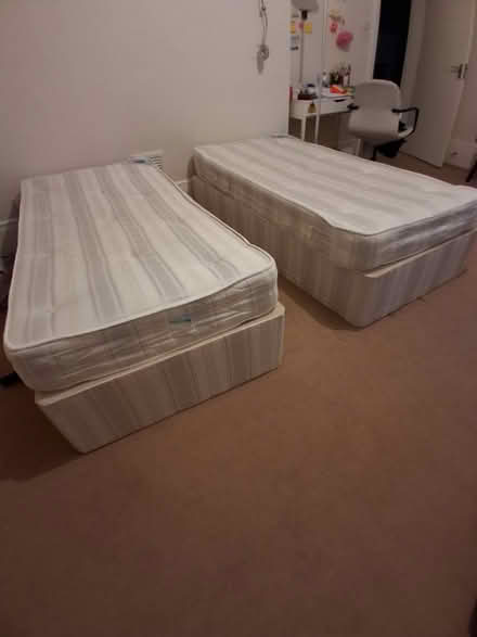 Photo of free 2 sîngle bed frames mattress (Sw5 0dt) #1
