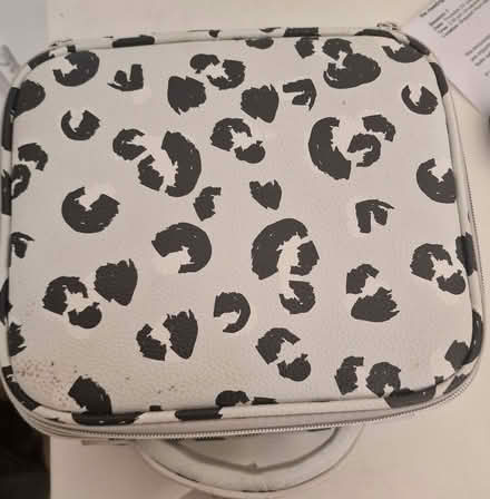 Photo of free Makeup or jewellery organiser (West Ham E15) #1
