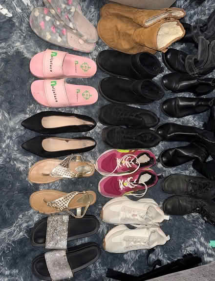 Photo of free Women’s Shoes/Sliders (Plaistow E13) #1