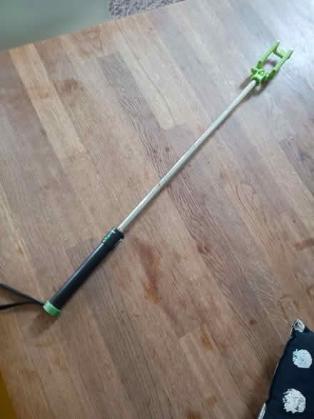 Photo of free selfie stick (Hayling Island PO11) #2