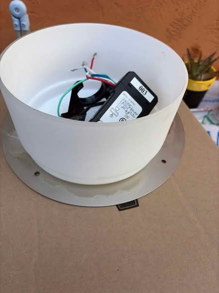 Photo of free Ceiling fan and light (Saratoga Herriman Ave) #2