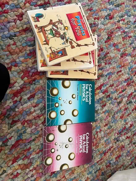 Photo of free Physics textbooks (SG4 hitchin) #1