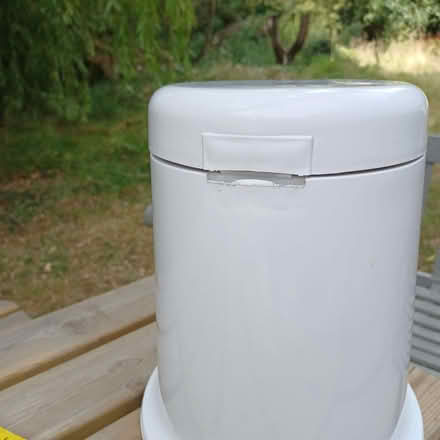 Photo of free Small bathroom pedal bin 27cm high (Binsey OX2) #3