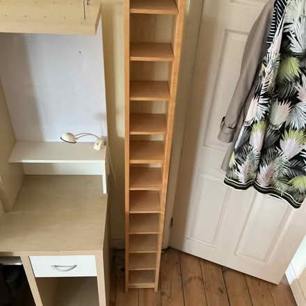 Photo of free CD Storage or display tower (Grays RM17) #1