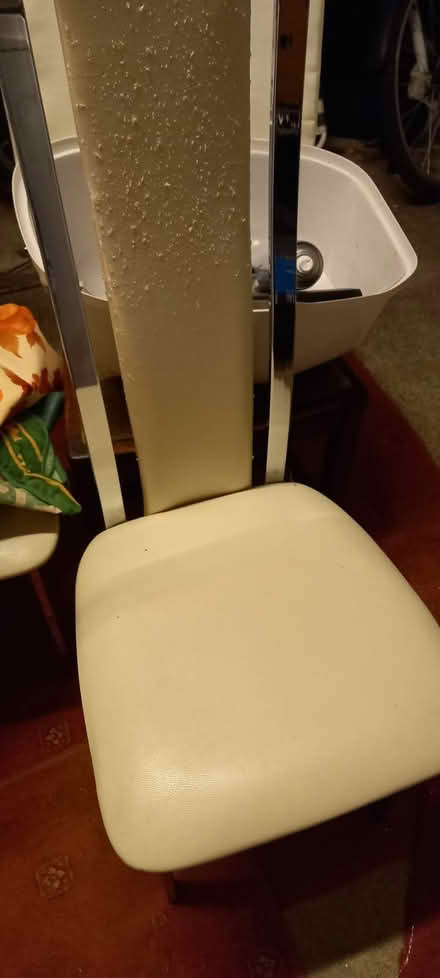 Photo of free 3 dining chairs (Hoddesdon EN11 8) #1