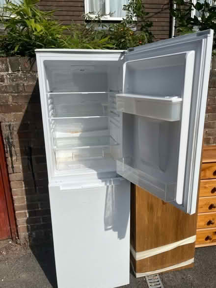 Photo of free Fridge freezer - good condition (Basingstoke) #1