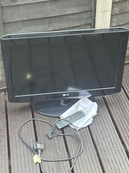 Photo of free lg tv (Horsham RH12) #1