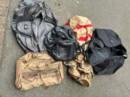 Photo of free Various soft carry bags (Sevenoaks TN13) #1