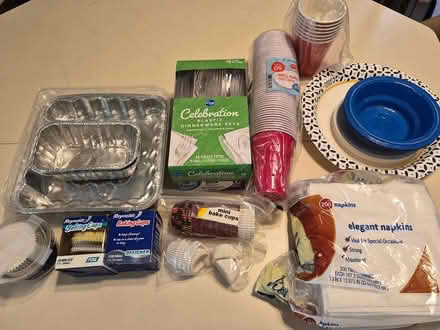 Photo of free Paper baking and party supplies (Aurora - Iliff & Peoria) #1