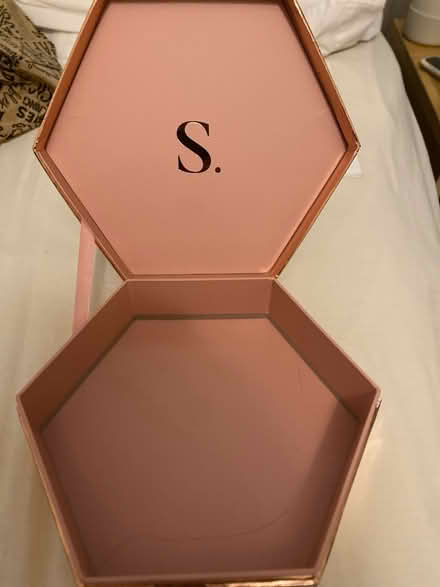 Photo of free Cardboard gift or trinket boxes (SE8 Deptford) #3